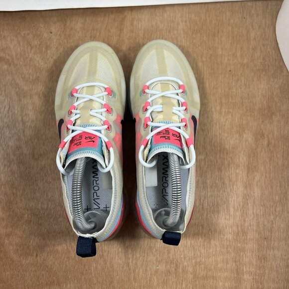 Nike Air Vapormax 2019 Women Size 8.5 Running Shoes Grey Pink AR6632-007 - Picture 5 of 9